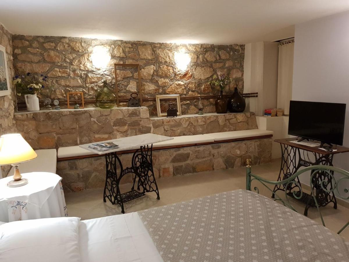 Apartments Gabri Mali Losinj Luaran gambar